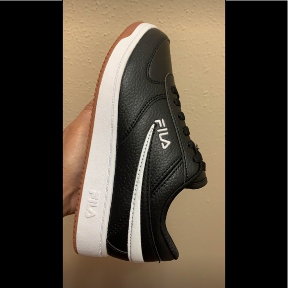 Kid’s Sneakers  Shoes Fila 
Size : 3.   EUR : 35.   Mex : 21.5 Cm - Picture 6 of 6